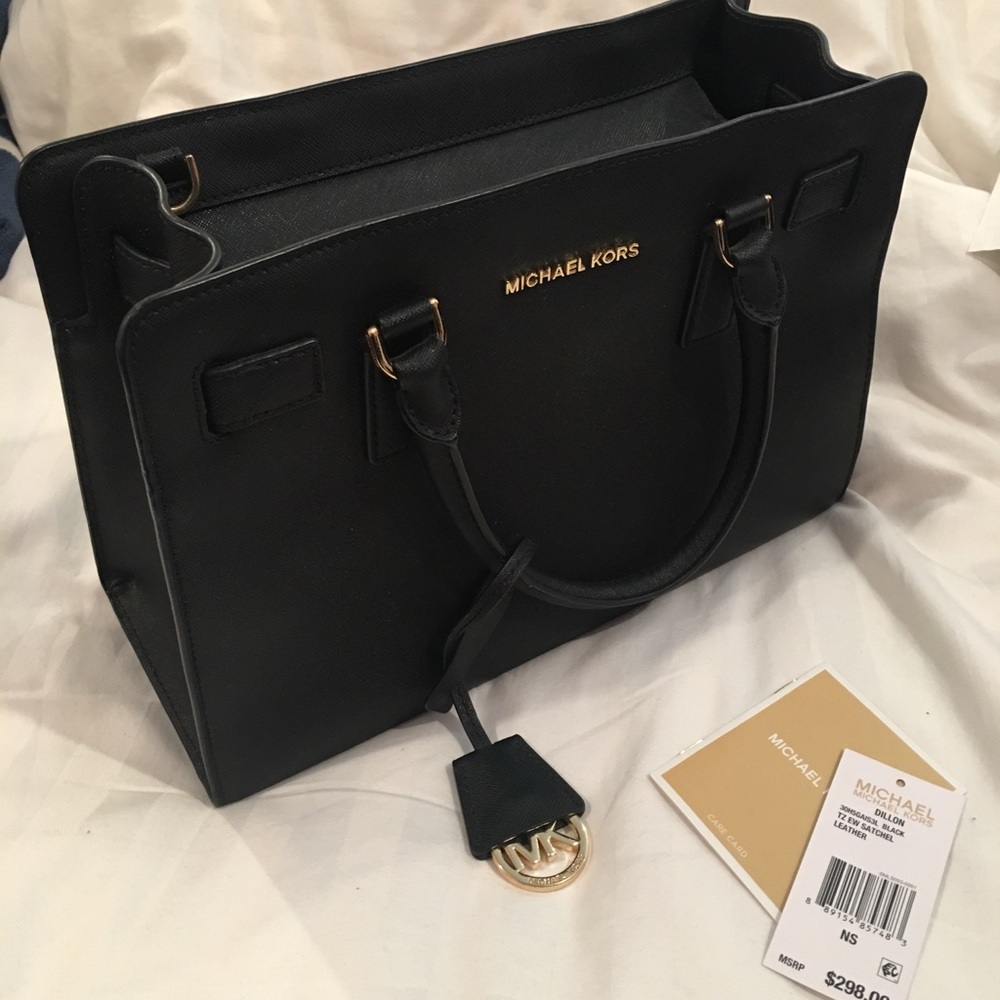 Michael Kors Dillion Handbag